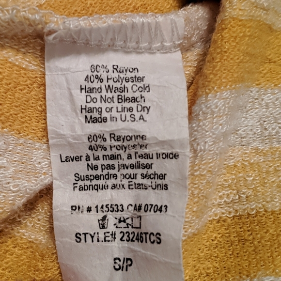 Yellow shirt ✨ - Picture 5 of 5